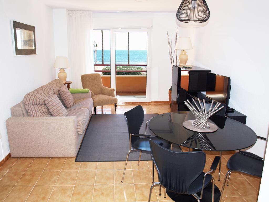 Apartup La Concha Beachfront I โอโรเปซาเดลมาร์ ห้อง รูปภาพ